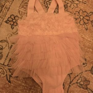 Mud Pie Baby Girl Pink Tulle Ruffle Romper w/ Bow Size 6–9M